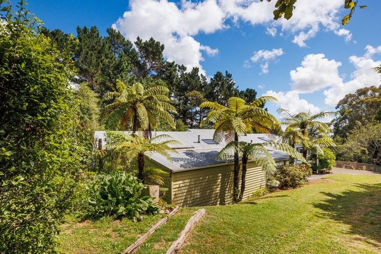 Photo of property in 303 Kahuterawa Road, Linton, Palmerston North, 4472