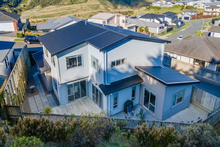 Photo of property in 25 Bickerton Rise, Churton Park, Wellington, 6037