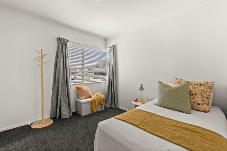 Photo of property in 7 Forbury Way, Taradale, Napier, 4112