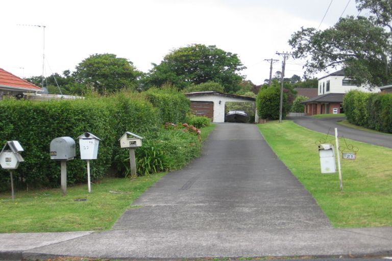 Photo of property in 25 Gordon Avenue, Forrest Hill, Auckland, 0620