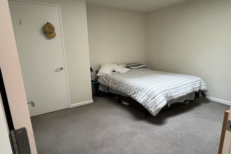 Photo of property in 25u1 Home Street, Mount Victoria, Wellington, 6011