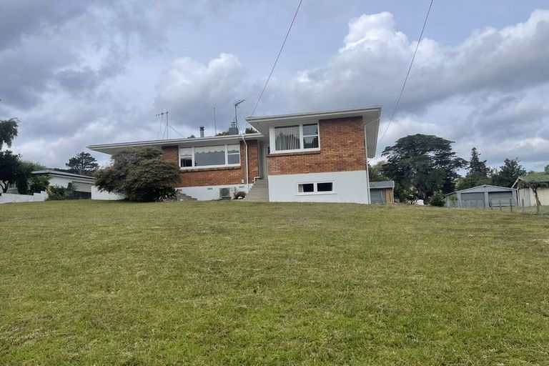 Photo of property in 384r Welcome Bay Road, Welcome Bay, Tauranga, 3175