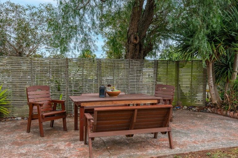 Photo of property in 1 Grange Road South, Haumoana, 4102