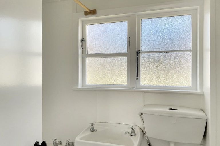 Photo of property in 37 Fisk Street, Naenae, Lower Hutt, 5011