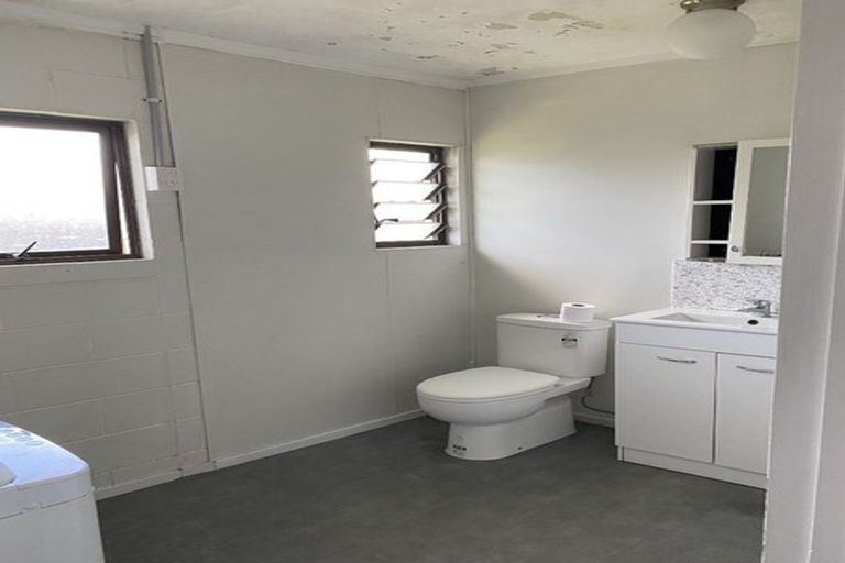 Photo of property in 2/569 Maunganui Road, Mount Maunganui, 3116