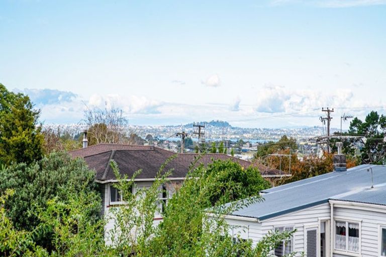 Photo of property in 43b/4 Waimumu Road, Massey, Auckland, 0614