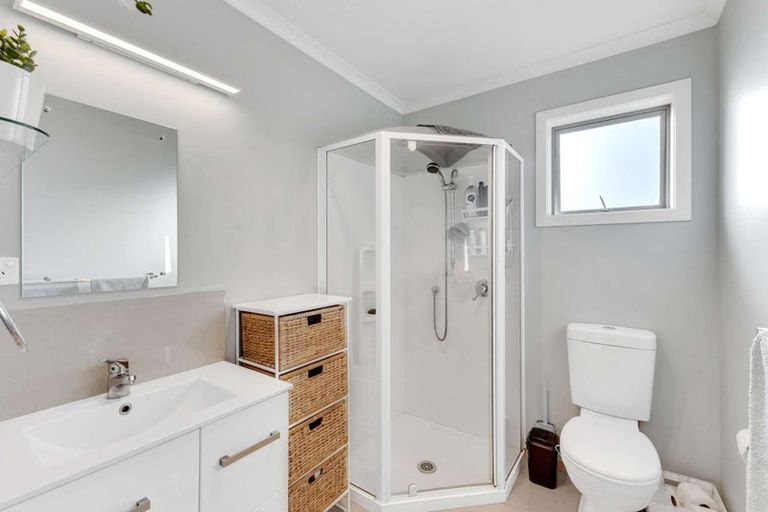 Photo of property in 351 Henwood Road, Hillsborough, New Plymouth, 4372