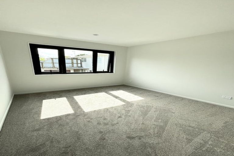 Photo of property in 349a Bucklands Beach Road, Bucklands Beach, Auckland, 2012