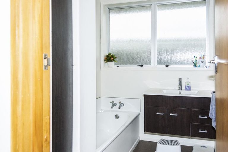 Photo of property in 5 Tay Street, Spotswood, New Plymouth, 4310