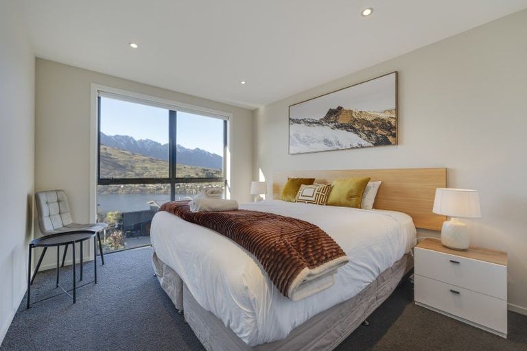 Photo of property in St Andrews Park, 42a Highview Terrace, Queenstown, 9300