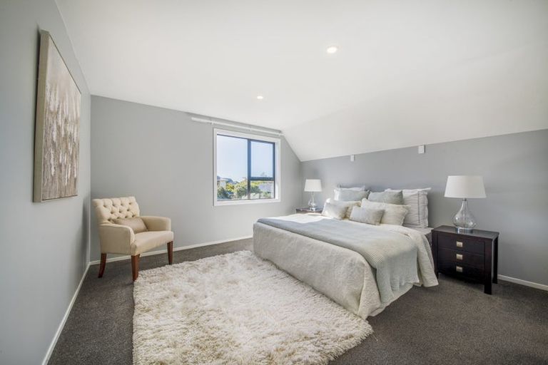 Photo of property in 17 Sayers Crescent, Ilam, Christchurch, 8041