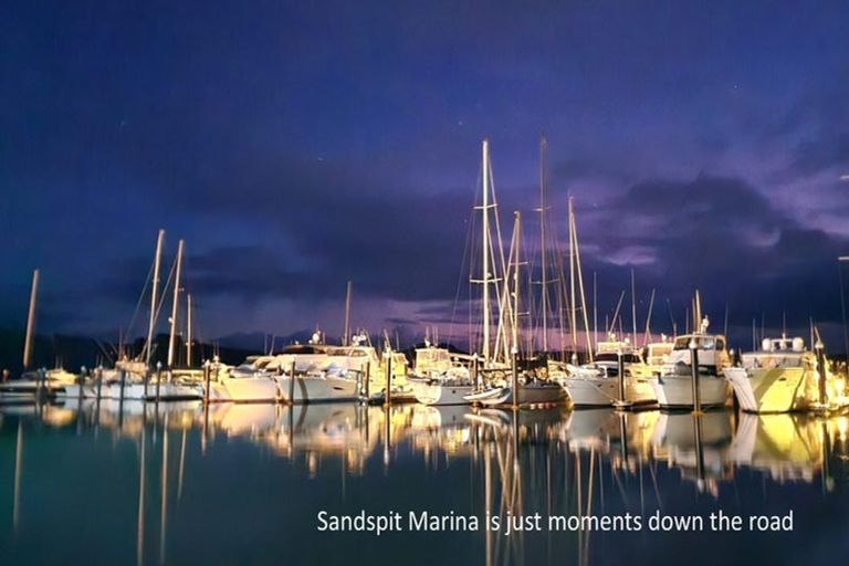 Photo of property in 76 Brick Bay Drive, Sandspit, Warkworth, 0982