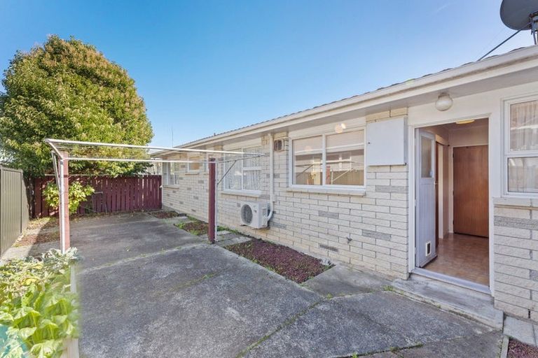 Photo of property in 28b Wood Street, Takaro, Palmerston North, 4410