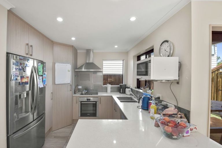Photo of property in 21 Maylee Crescent, Gulf Harbour, Whangaparaoa, 0930