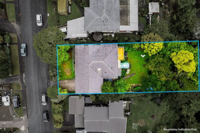 Photo of property in 42 Rehia Road, Massey, Auckland, 0614