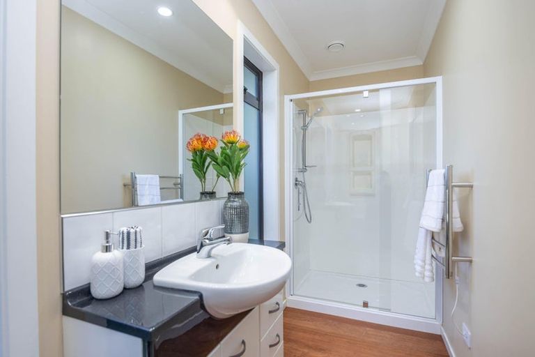 Photo of property in 72 Barrington Drive, Huntington, Hamilton, 3210