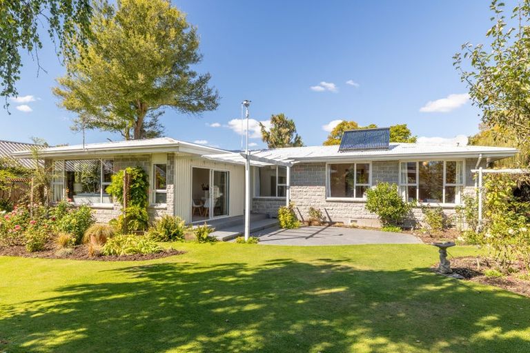 Photo of property in 103 Mays Road, St Albans, Christchurch, 8052