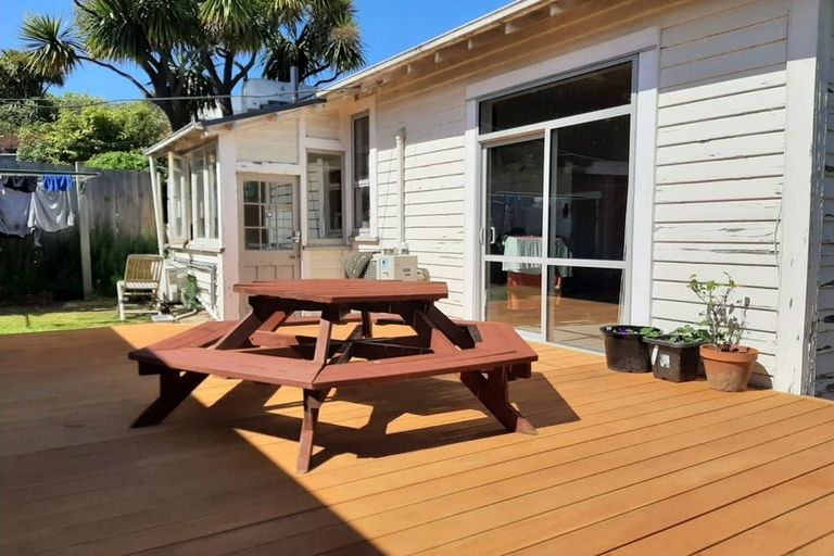 Photo of property in 17 Islington Street, North East Valley, Dunedin, 9010