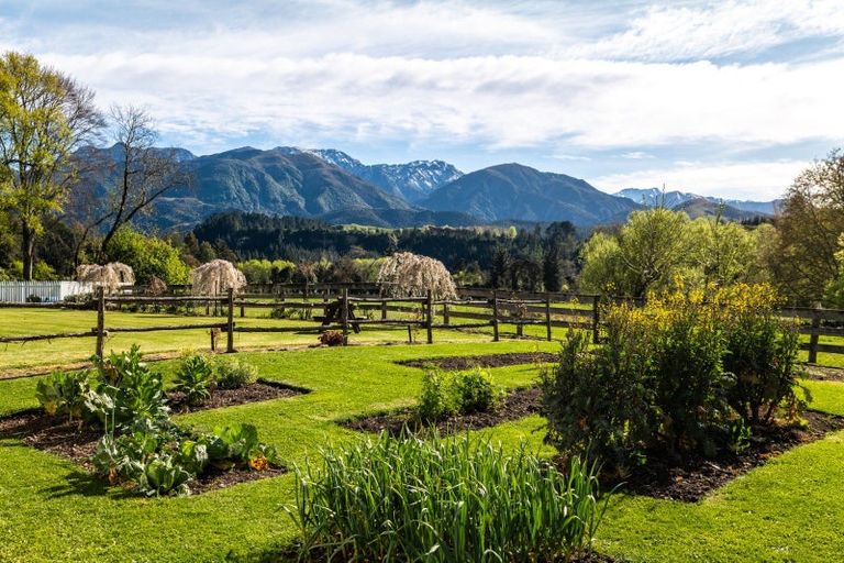 Photo of property in 2006 Inland Road, Inland Road, Kaikoura, 7373