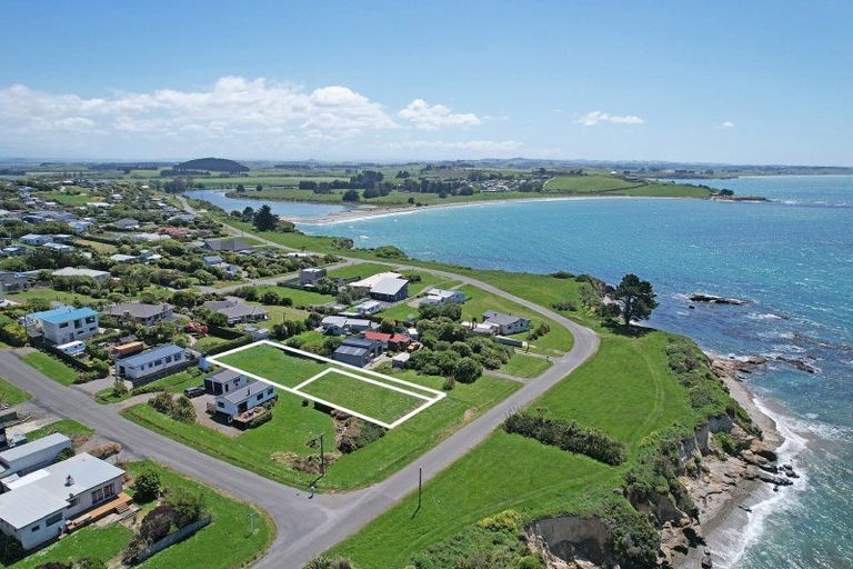 Photo of property in 31 Harbour Terrace, Kakanui, Oamaru, 9495
