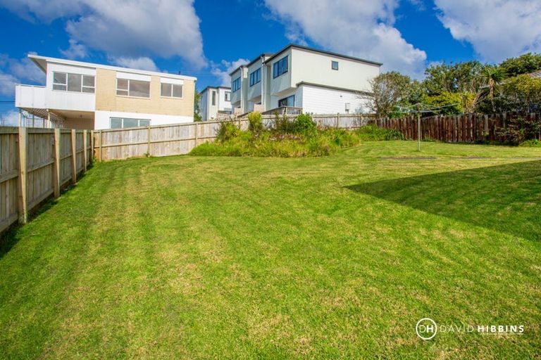 Photo of property in 2/18 Anne Road, Hillcrest, Auckland, 0627