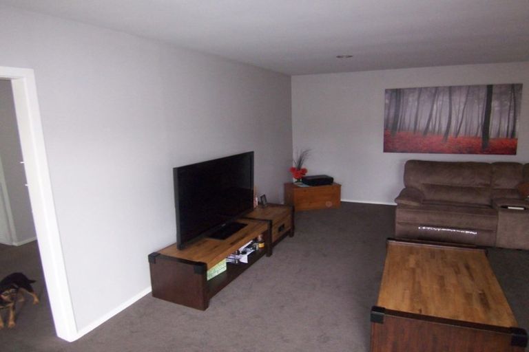 Photo of property in 62 Boston Avenue, Hornby, Christchurch, 8042