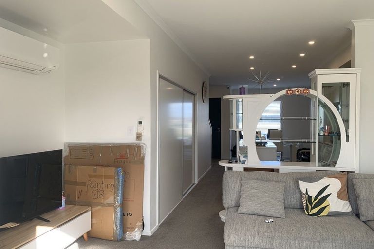 Photo of property in 11/1 Scott Road, Hobsonville, Auckland, 0616