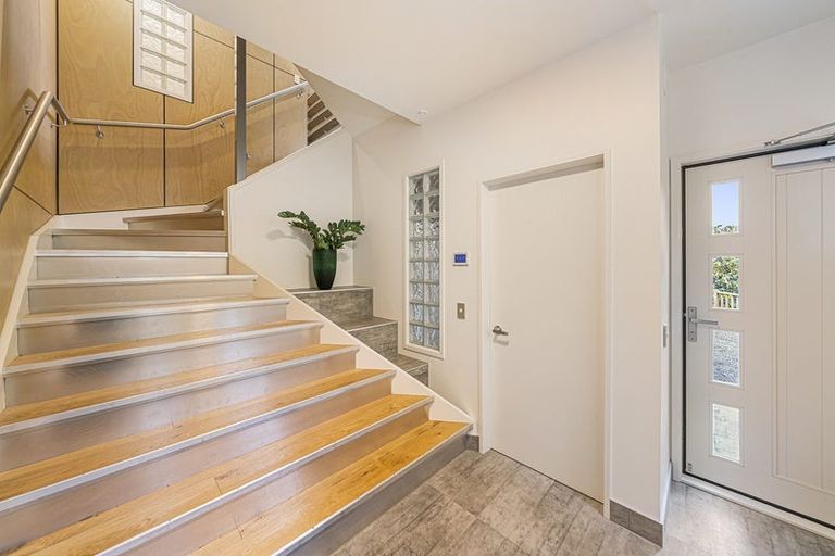 Photo of property in 25 Moffitt Street, Vogeltown, Wellington, 6021