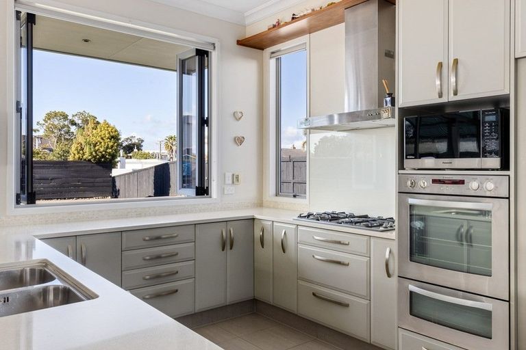 Photo of property in 220a Valley Road, Mount Maunganui, 3116