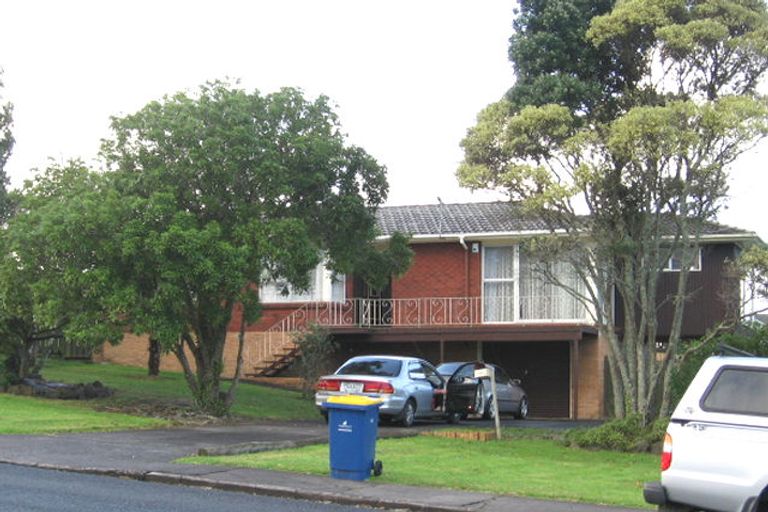 Photo of property in 68 Triangle Road, Massey, Auckland, 0614