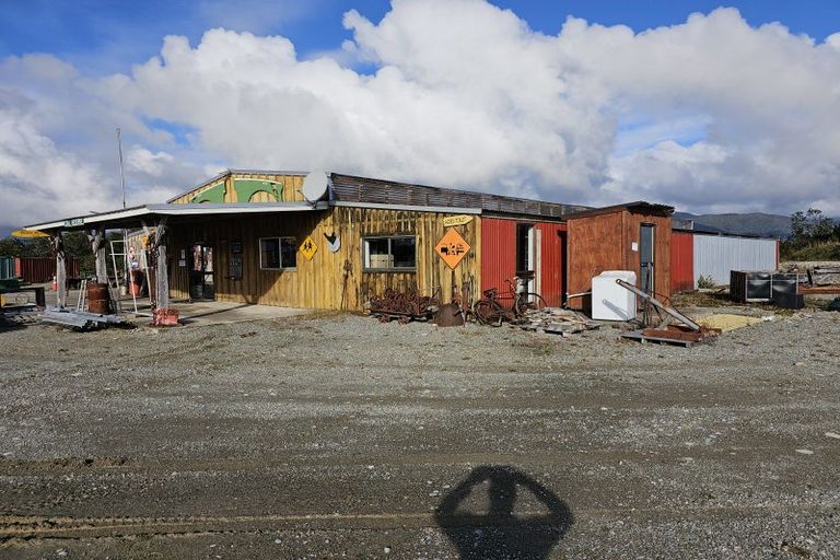 Photo of property in 9190 State Highway 6, Westport, 7892