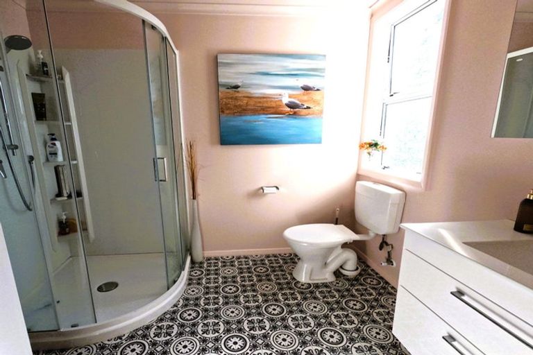 Photo of property in 1915 State Highway 2, Waipukurau, 4275