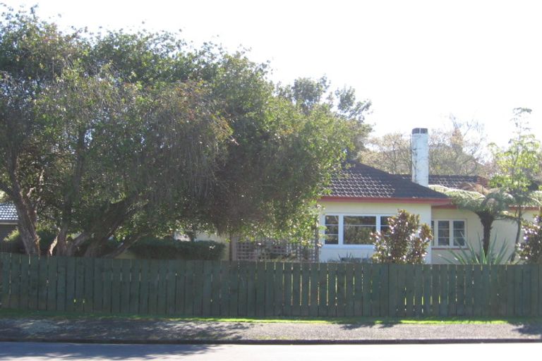 Photo of property in 8 Windsor Road, Maeroa, Hamilton, 3200