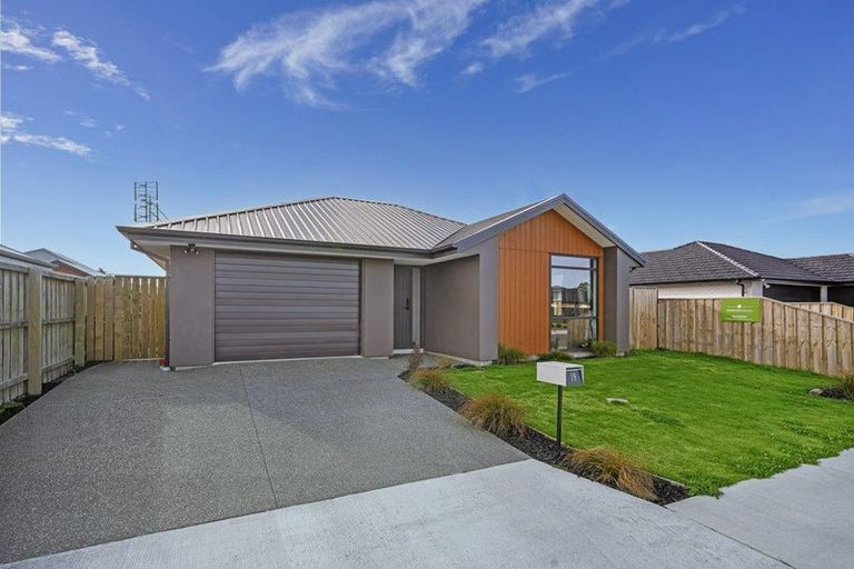 Photo of property in 19 Henshaw Street, Woodend, 7610