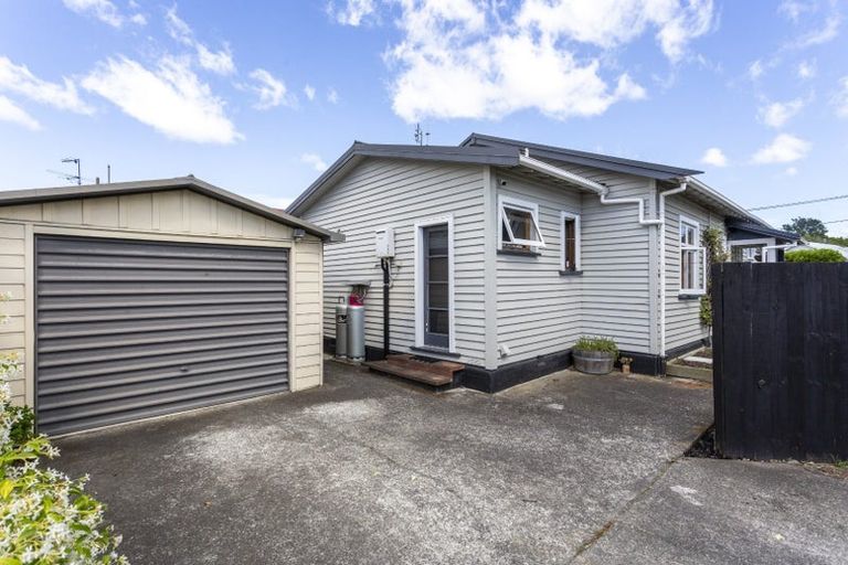 Photo of property in 236 Westminster Street, Mairehau, Christchurch, 8013