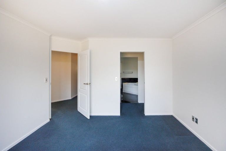 Photo of property in 31-33 Oak Crescent, Ashhurst, 4810