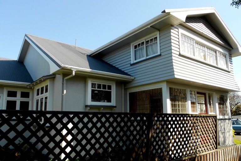 Photo of property in 110 Rattray Street, Riccarton, Christchurch, 8041