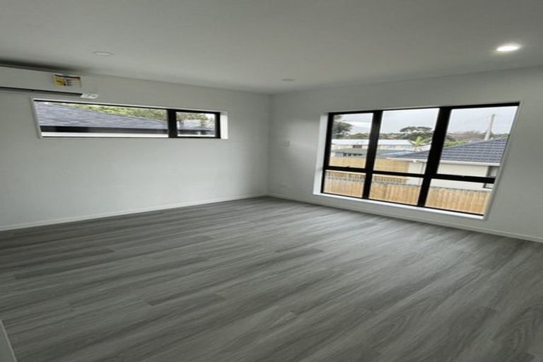 Photo of property in 9d Julian Place, Otara, Auckland, 2023