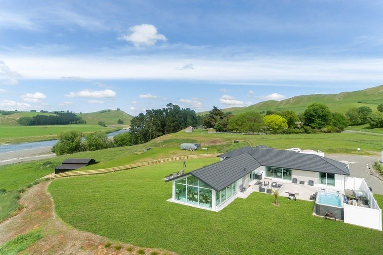 Photo of property in 524 River Road, Otane, 4277