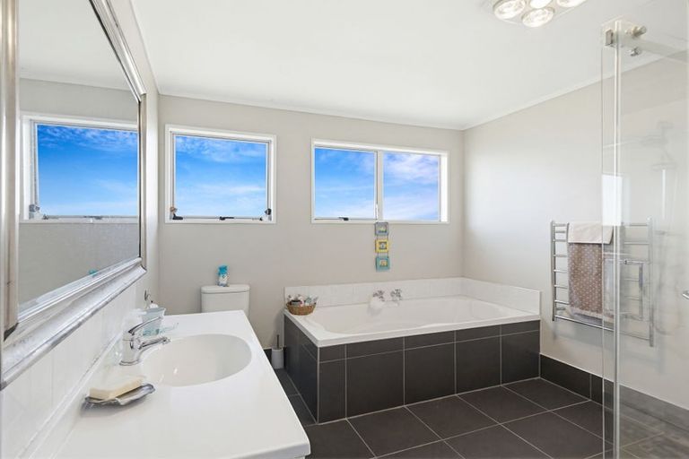 Photo of property in 17a Tainui Street, Castlecliff, Whanganui, 4501