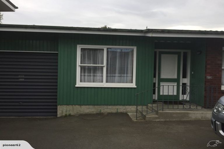 Photo of property in 27 Tuirau Place, Ilam, Christchurch, 8041