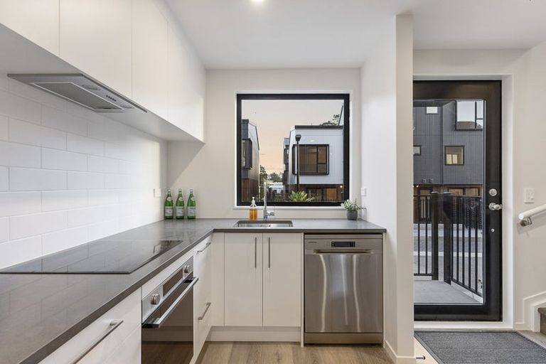 Photo of property in 20 Ara Mara Hua, Henderson, Auckland, 0612
