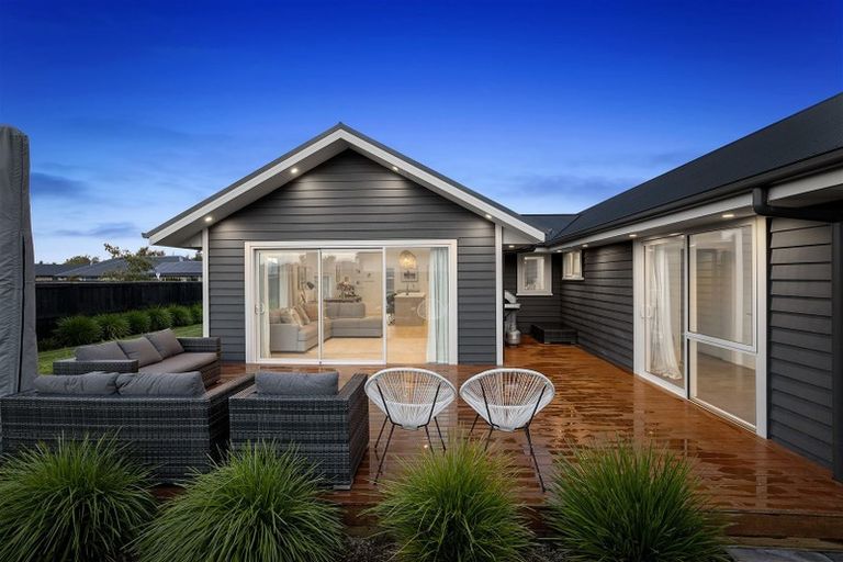 Photo of property in 2 Caracara Place, Rolleston, 7615