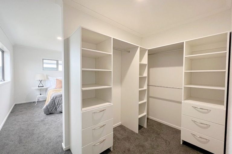 Photo of property in 94 Papatupu Way, Kumeu, 0810