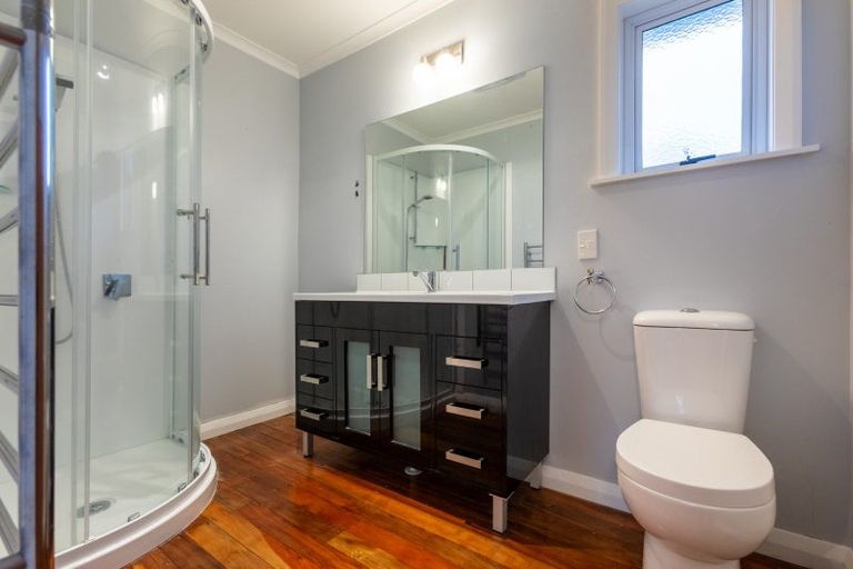 Photo of property in 3 Nelson Street, Dannevirke, 4930