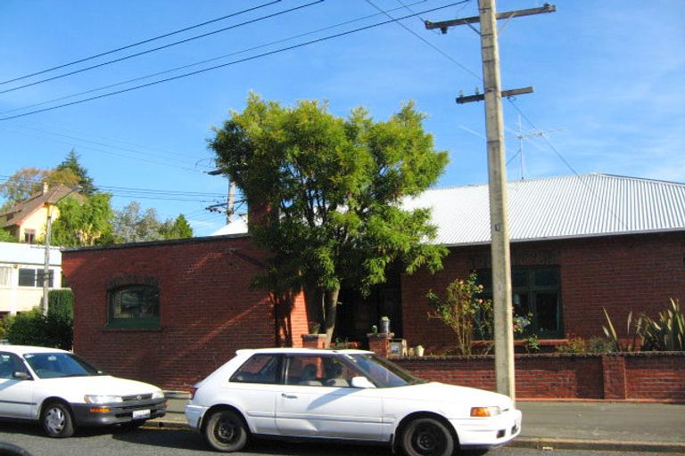 Photo of property in 1 Crown Street, North East Valley, Dunedin, 9010