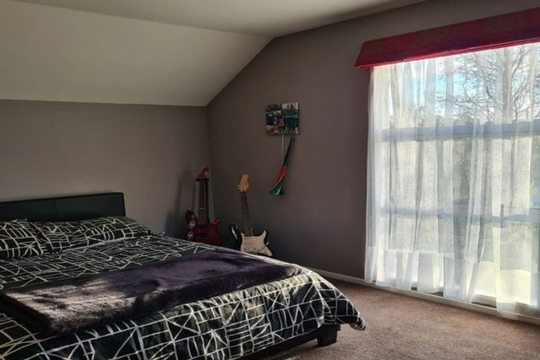 Photo of property in 18 Waterford Avenue, Northwood, Christchurch, 8051