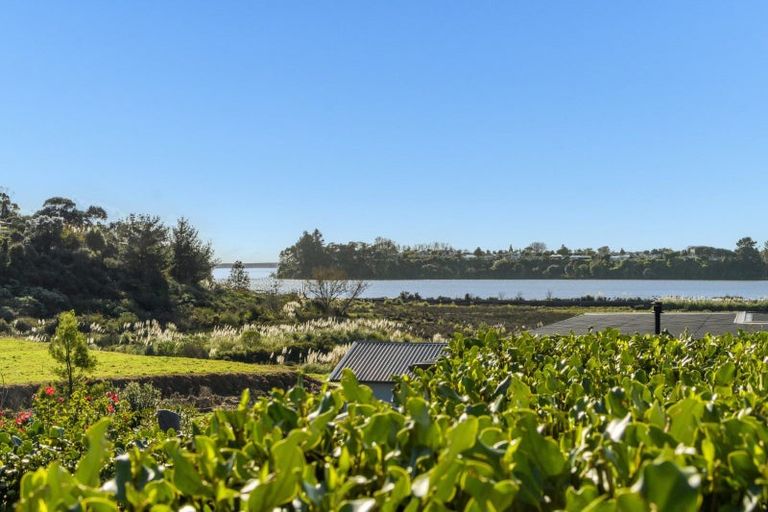 Photo of property in 15 Kirkhill Close, Bethlehem, Tauranga, 3110