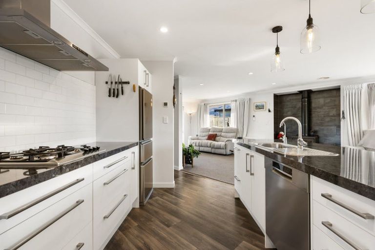 Photo of property in 8 Austral Place, Cromwell, 9310