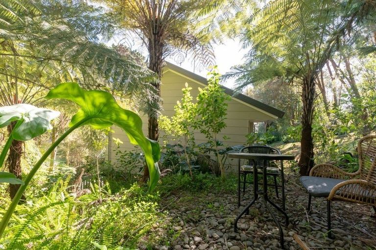 Photo of property in 1/16 Anne Mclean Drive, Bayview, Auckland, 0629